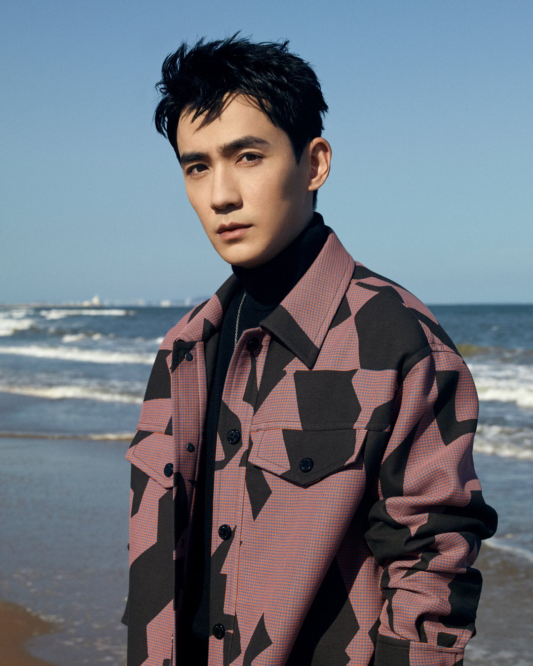 Louis Vuitton on X: House Ambassador #ZhuYilong at #LVMenSS23 in