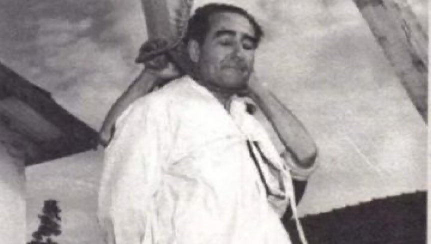 61 yıl önce darağacında yalnız rahmetli Adnan Menderes değil, halkın iradesi katledilmişti. Açılan o yoldan, 12 Mart, 12 Eylül, 28 Şubatçılar geçti. 
15 Temmuz’da ise iradesine sahip çıkarak o yolu kapatan Türk milleti tarih yazmıştır