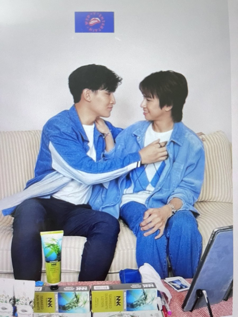 litchi_chi's tweet photo. 交换角色😂
 #WedYLIVExOhmFluke https://t.co/wR2XllNPjn