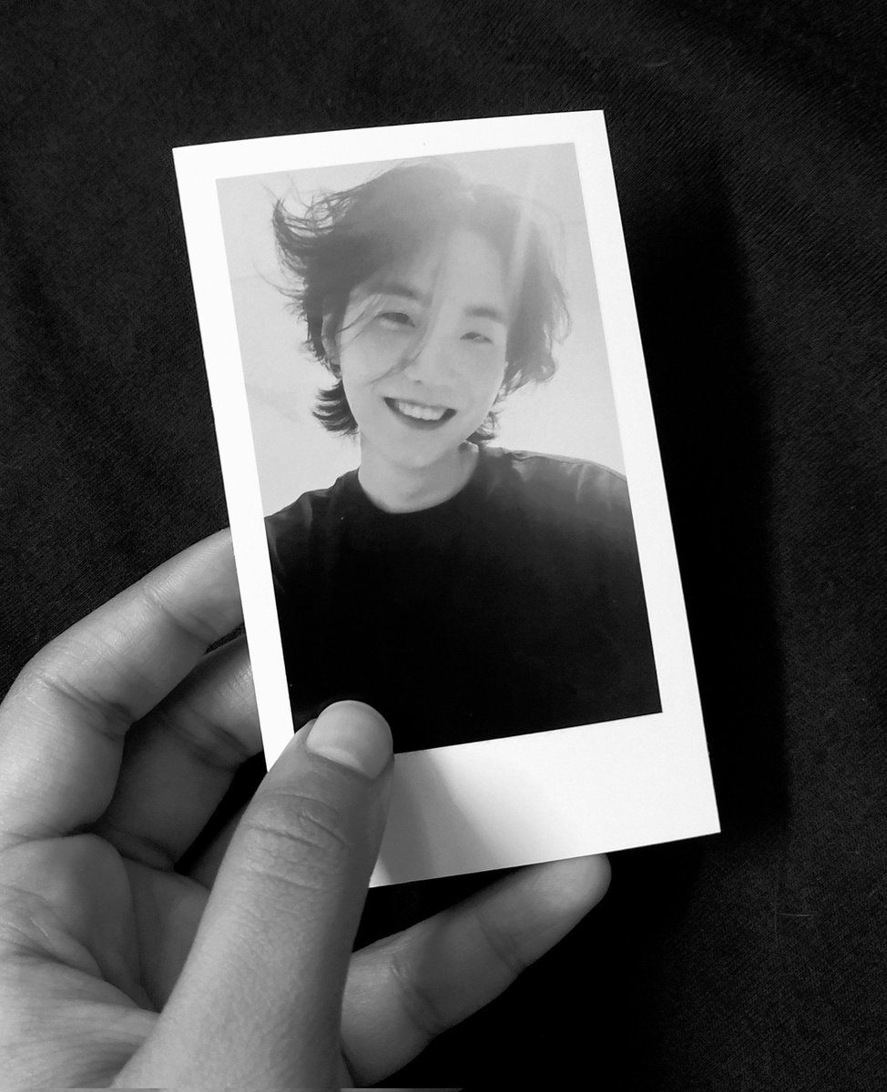 Catrules07's tweet photo. Yoongi has me all https://t.co/zSr6kROr7y