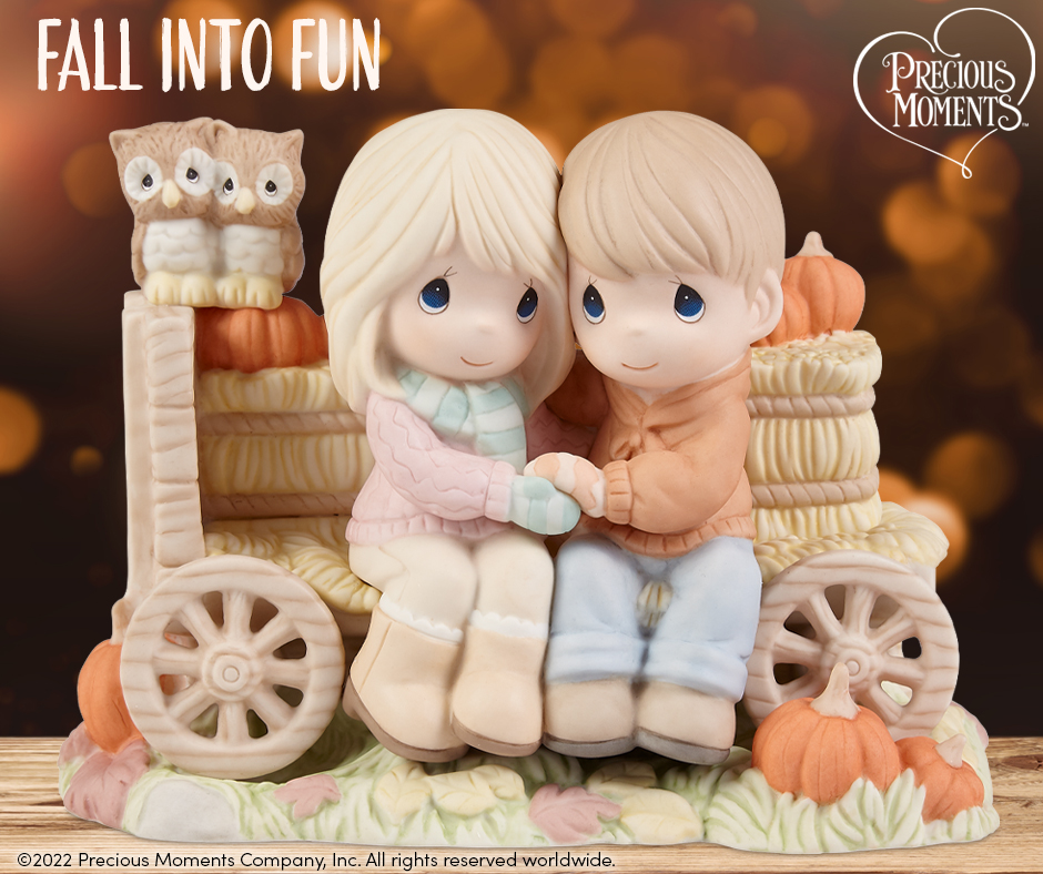 preciousmoment's tweet photo. Hayrides, apple picking, pumpkin carving – fall is filled with FUN! What’s your favorite fall tradition? 🍂🦉
#PreciousMoments #LifesPreciousMoments #FallIntoFun https://t.co/PL8QumGnXh
