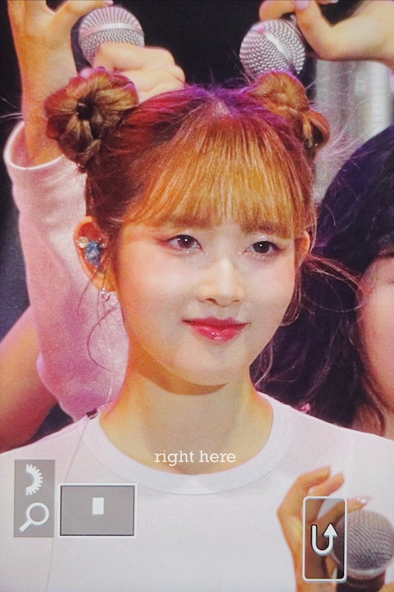 righthere_81's tweet photo. 220917 만두먹고십다ㅏ🥟🥟 #스테이씨 #STAYC #시은 #SIEUN https://t.co/mhxatpWjtX