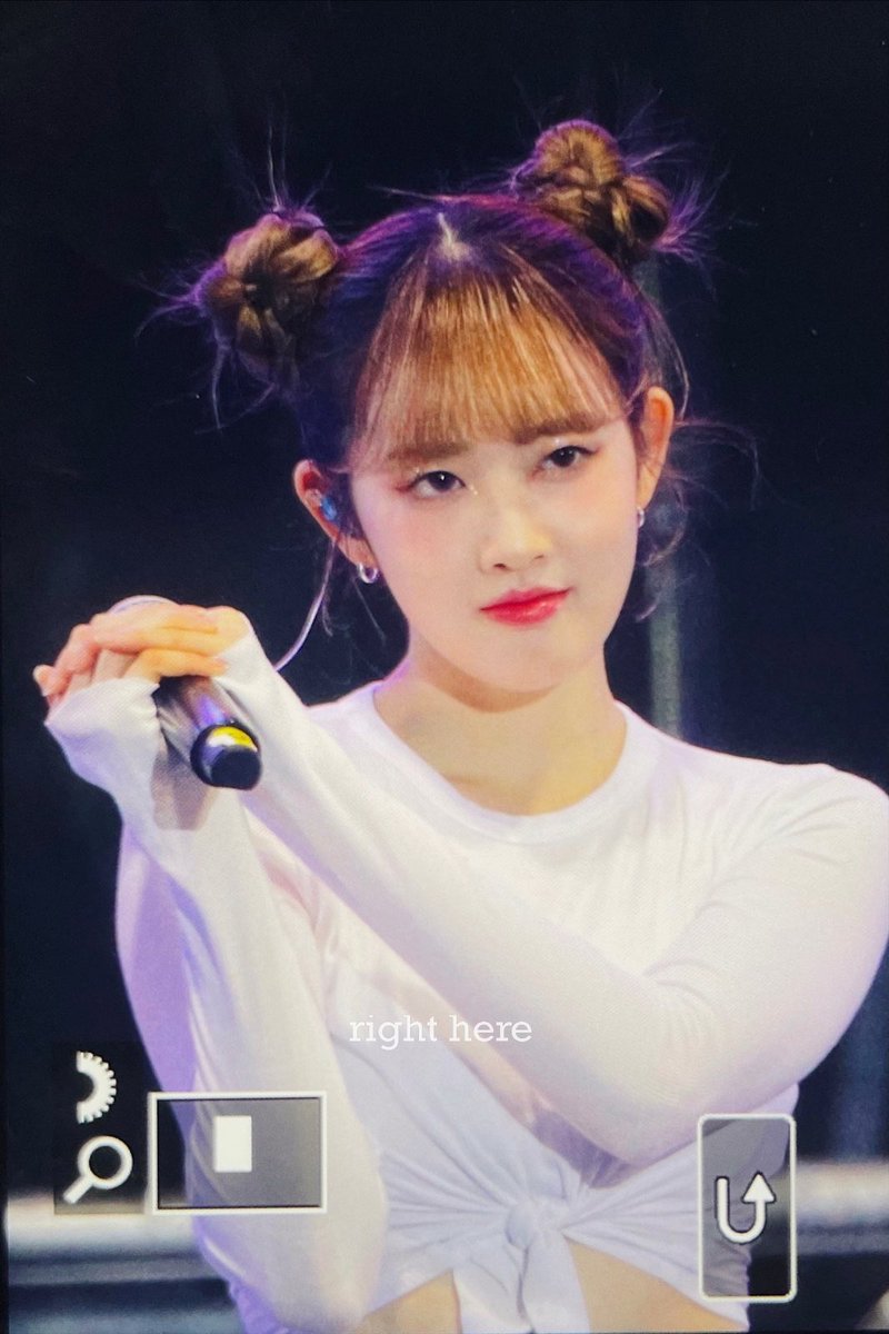 righthere_81's tweet photo. 220917 만두먹고십다ㅏ🥟🥟 #스테이씨 #STAYC #시은 #SIEUN https://t.co/mhxatpWjtX