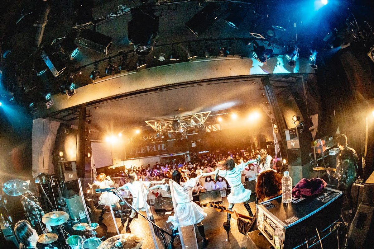 _PLEVAIL_'s tweet photo. 2022年9月17日(土)
PLEVAIL 2nd Anniversary Live
『PARAGRAPH』

最高の時間になりました。

見届けてくれた皆様、本当にありがとうございました。

伝えたい気持ちが多すぎるので、改めてきちんとお礼させていただきます⚓️

新しいPLEVAILもよろしくお願いいたします👑 https://t.co/5rZbwXMGtK