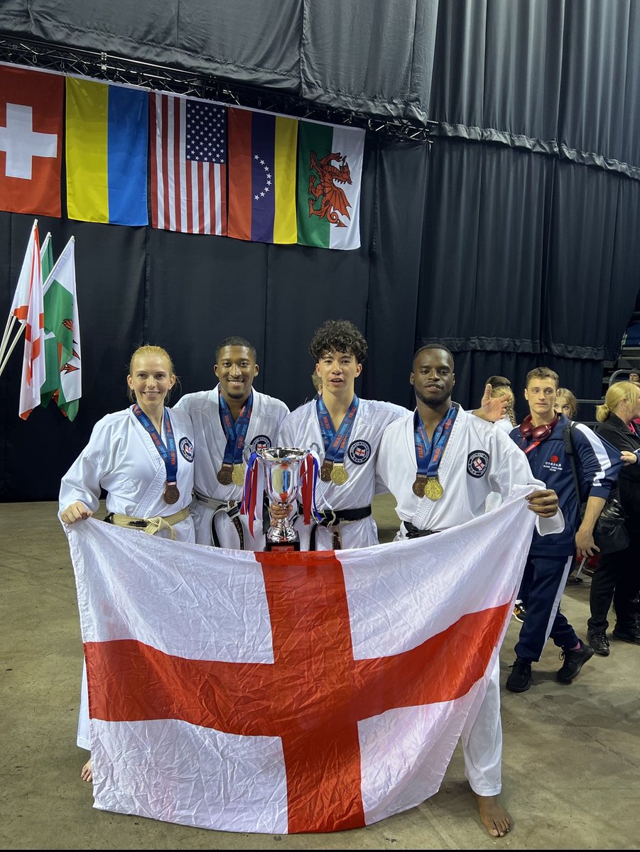 Leeds Shotokan Karate Club tweet media