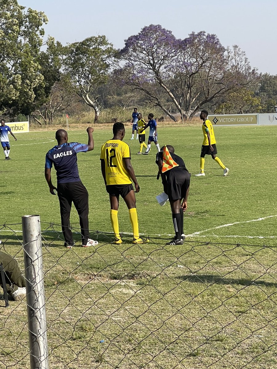 GoldenEaglesZim's tweet photo. 🔁 Wilson Mupasiri comes on for Clifford Chitsumba 

85| GEFC 3-1 Karoi United 

#GondoHarishaye🦅 https://t.co/XaJ7WWtyCO