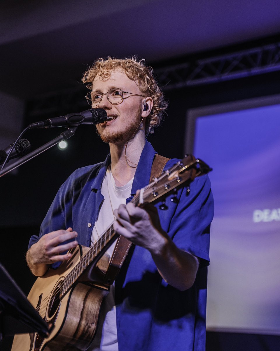 It’s the weekend and we’re more than excited to worship with you tomorrow and continue our collection of talks, ‘Teach Us To Pray’. You can join us from 11am, in person or online! 🙌🙏