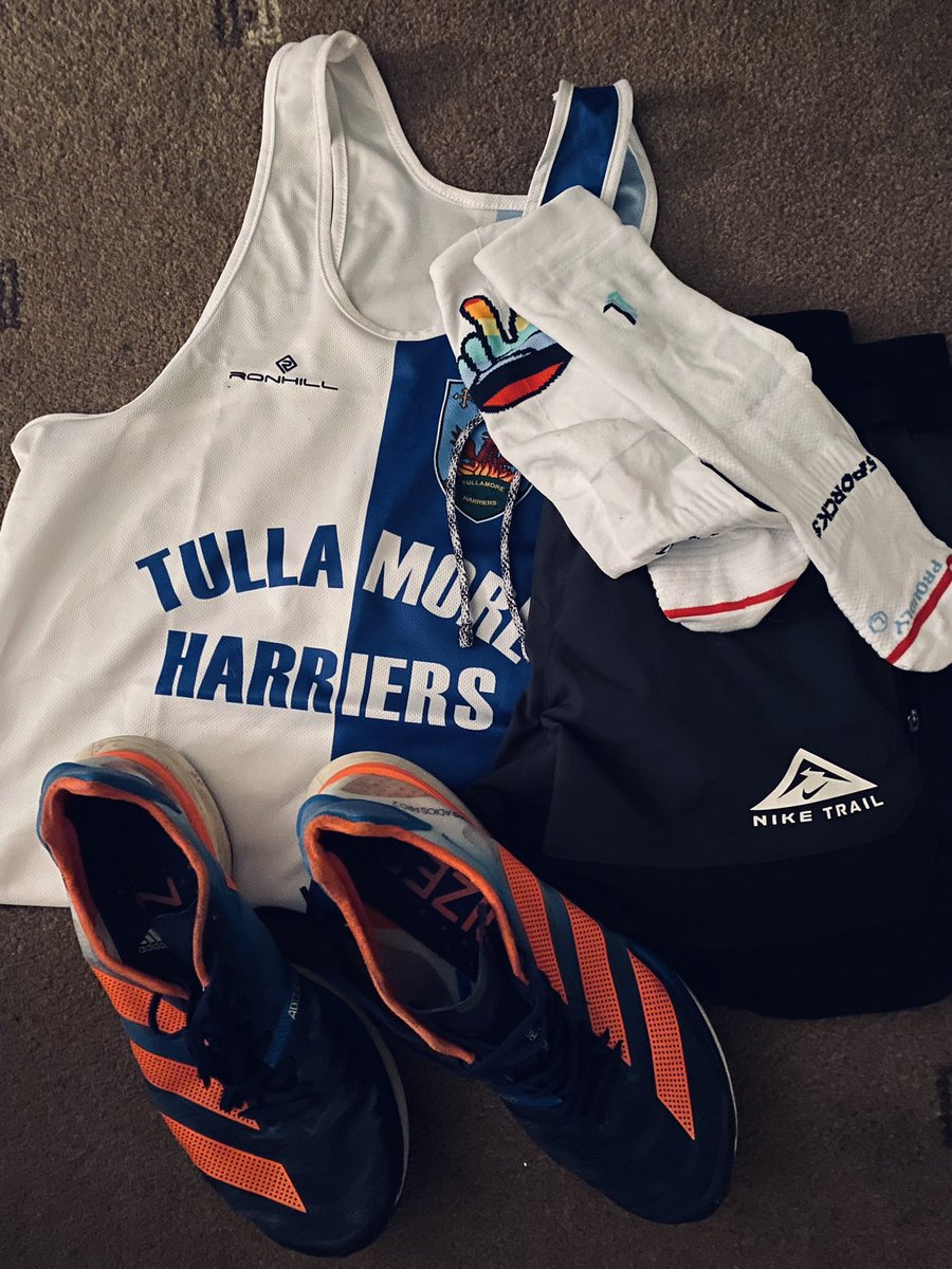 gilly29's tweet photo. Kilkenny Marathon 3’29”31… #sporcks #niketrail #adidas #ronhill roll on couch https://t.co/xbPXeLNVDN