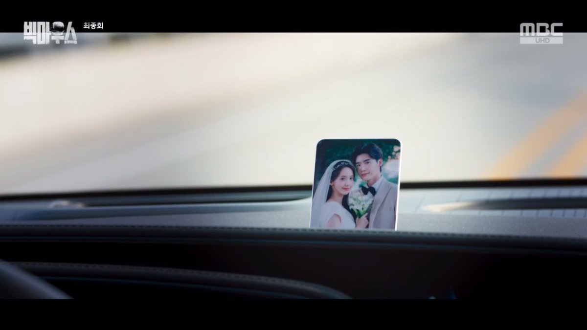 tweetyier's tweet photo. -END-
Go Miho died.
Choi Doha died.
The trio rot in jail.
Gong Ji Hoon got what he wanted.
Changho became a good big mouse.

a good ending, but our miho.........may she rest in peace😭😭😭😭🙏🙏
#BigMouthEp16 #BigMouth https://t.co/CeEYoTBWCJ