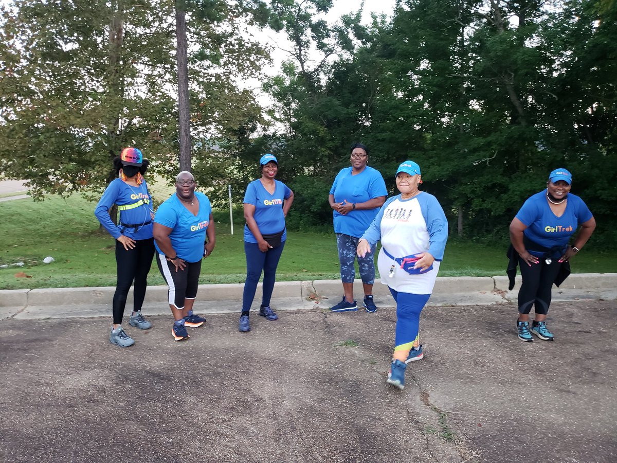 Olliegall's tweet photo. #SuperHeroSaturday Morning Walk 
#4Dark30Crew👟 #GirlTrek
#SelfcareSeptember 
My Day 8 | #21Walks30Days
#JumpstartChallenge👟 https://t.co/8s0WKCdaTO