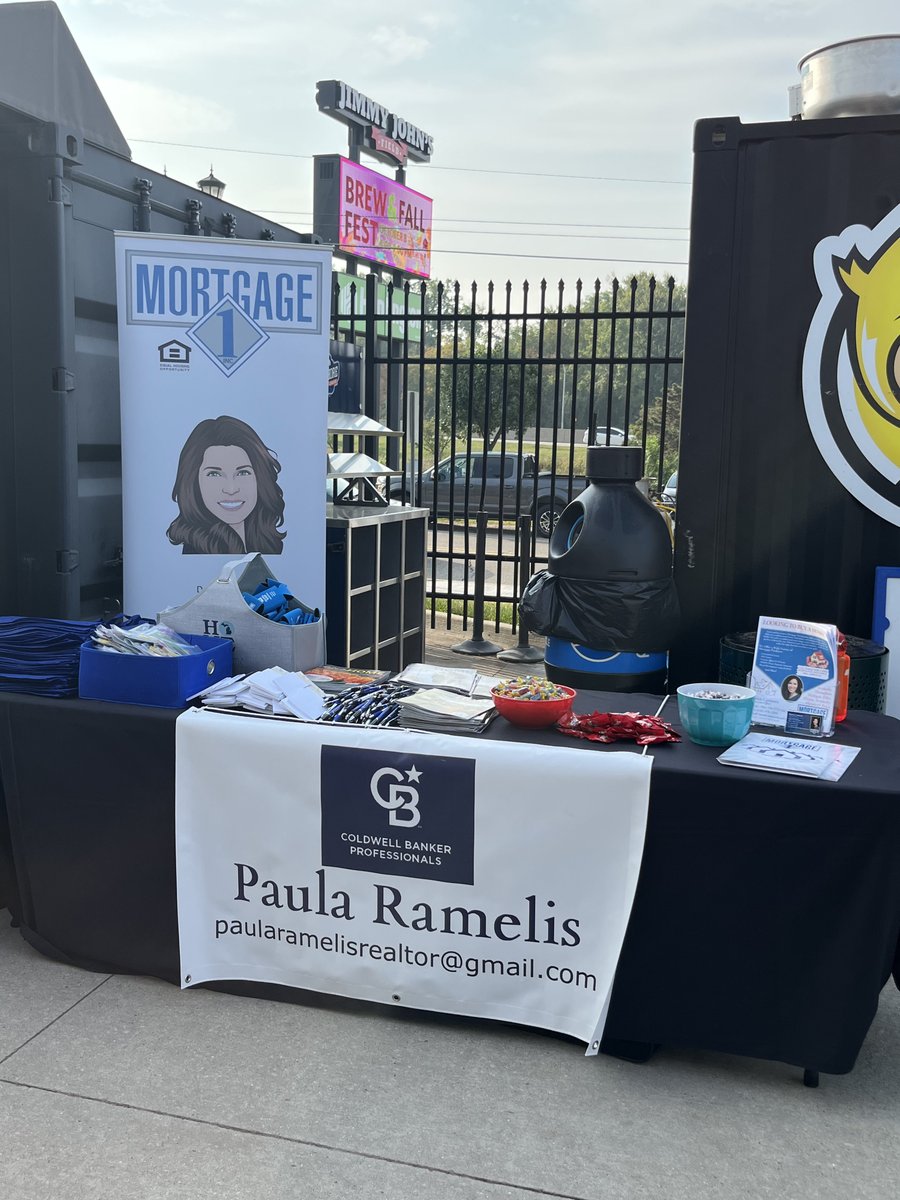 Attending Battle of the Badges event at Jimmy John Fields w the lovely Paula Ramelis.