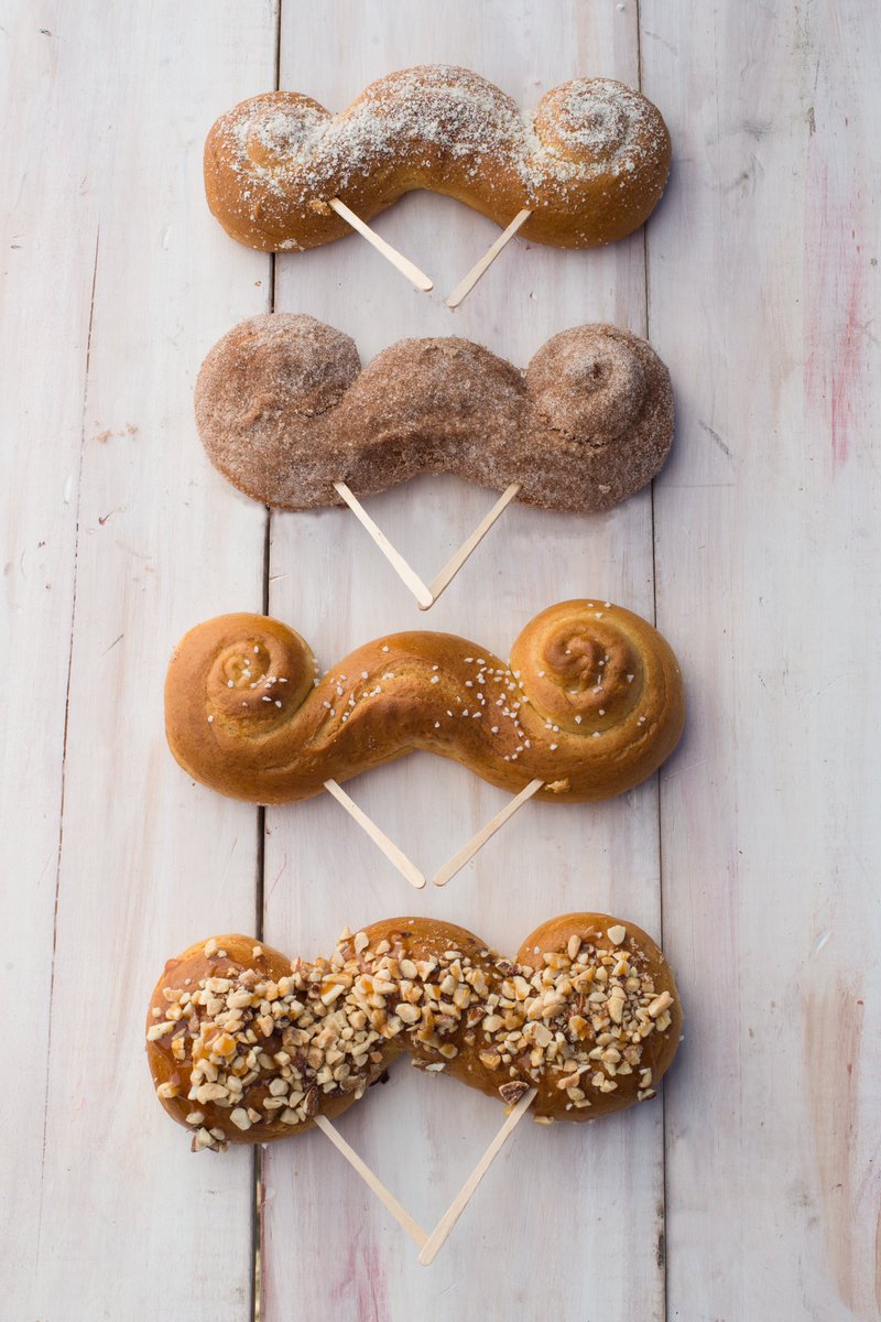 Wake up and smell the 🥨!! We’re serving up our delicious ‘staches at two locations today. 

•The Grove at Madera in Queen Creek from 11-2 (22503 E. Saddle Court)
•Arizona Stadium for the University of Arizona Football game from 6:30-10 

#phoenixarizona #universityofarizona