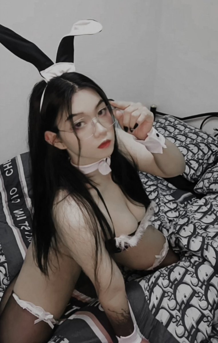 k_kanyarak's tweet photo. รับความตื่นเต้นกับเราสักหนึ่งแมทไหมคะ 🖤 https://t.co/xC1OKP7iby