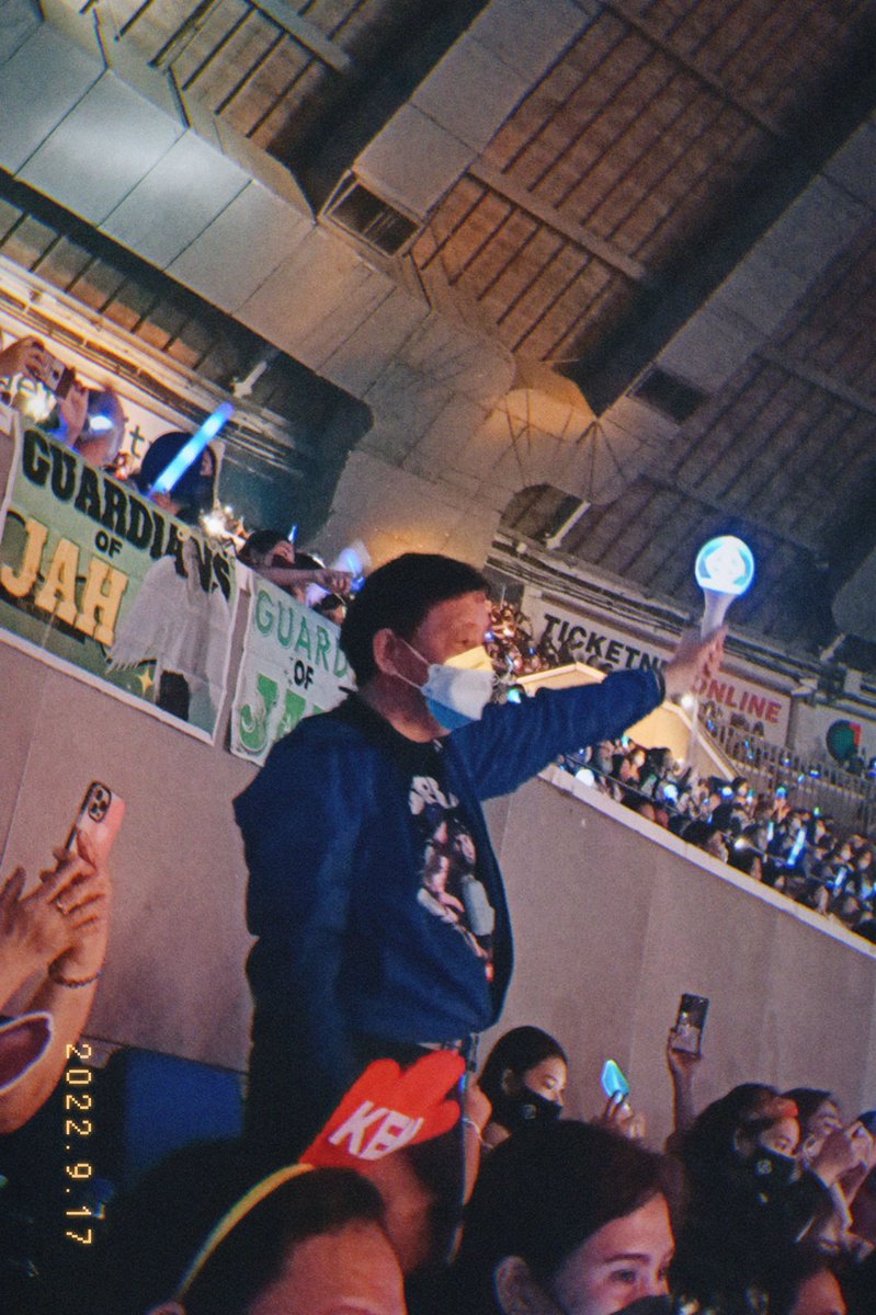 cssndraa_aa's tweet photo. Ang cute ni tatay!!!🥰🥰🥰 https://t.co/dKPb9ruRkk