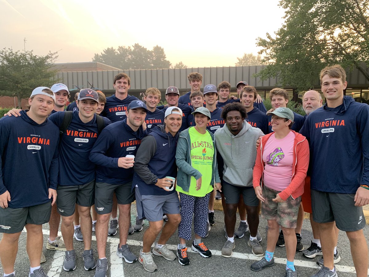 DomStarsiaPLL's tweet image. UVA MLAX has worked the 10K Race that benefits Special Olympics for almost 25 years now and I appreciate that Lars and Kip have maintained the tradition.  Thanks also to UVA WLAX, Wrestling, WBB and some of my Blue Ridge Lacrosse players for running and helping out.