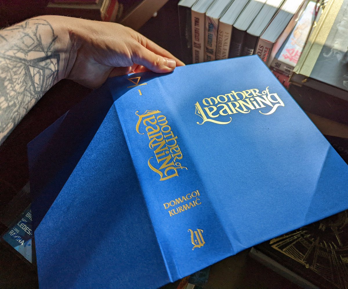 Wraithmarked's tweet photo. Ooooh the gold-foil #MotherofLearning hardcover case proof just hiiiiits!!!
#amreading #books #BookTwitter #book https://t.co/xqPWlnOT8L