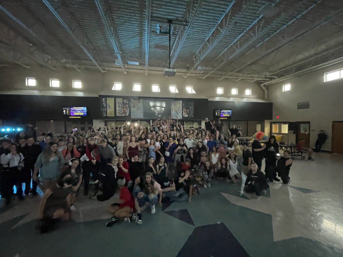 Last night we had our first middle school dance of the year. For many of these students, this was their first dance ever!!!  Thank you to the PTO and our DJ Mr. Wilkins for he concessions and music. Thank you to all parents for making it a special evening.