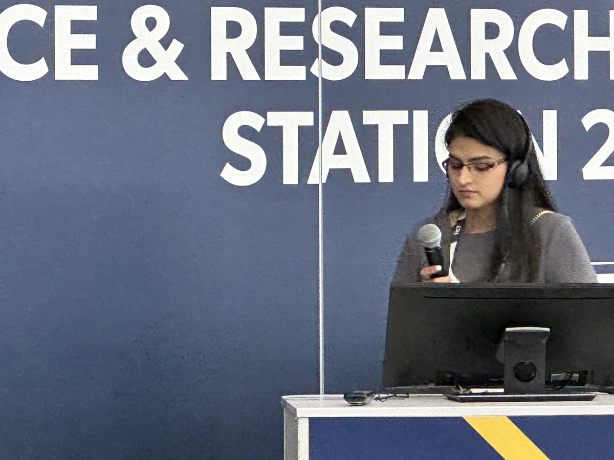 NishithChandra's tweet photo. @drsharmatoishi presenting her research on changing trends of TAVR vs SAVR in younger patients and it’s challenges. @mmamas1973 @mirvatalasnag @Hragy @MartyMleon @GreggWStone @crfheart #TCT2022 @Pooh_Velagapudi @DrMarthaGulati @DrAsifQasim @nyalborgesmd @iamritu @ANazmiCalik https://t.co/zcXNph56uR