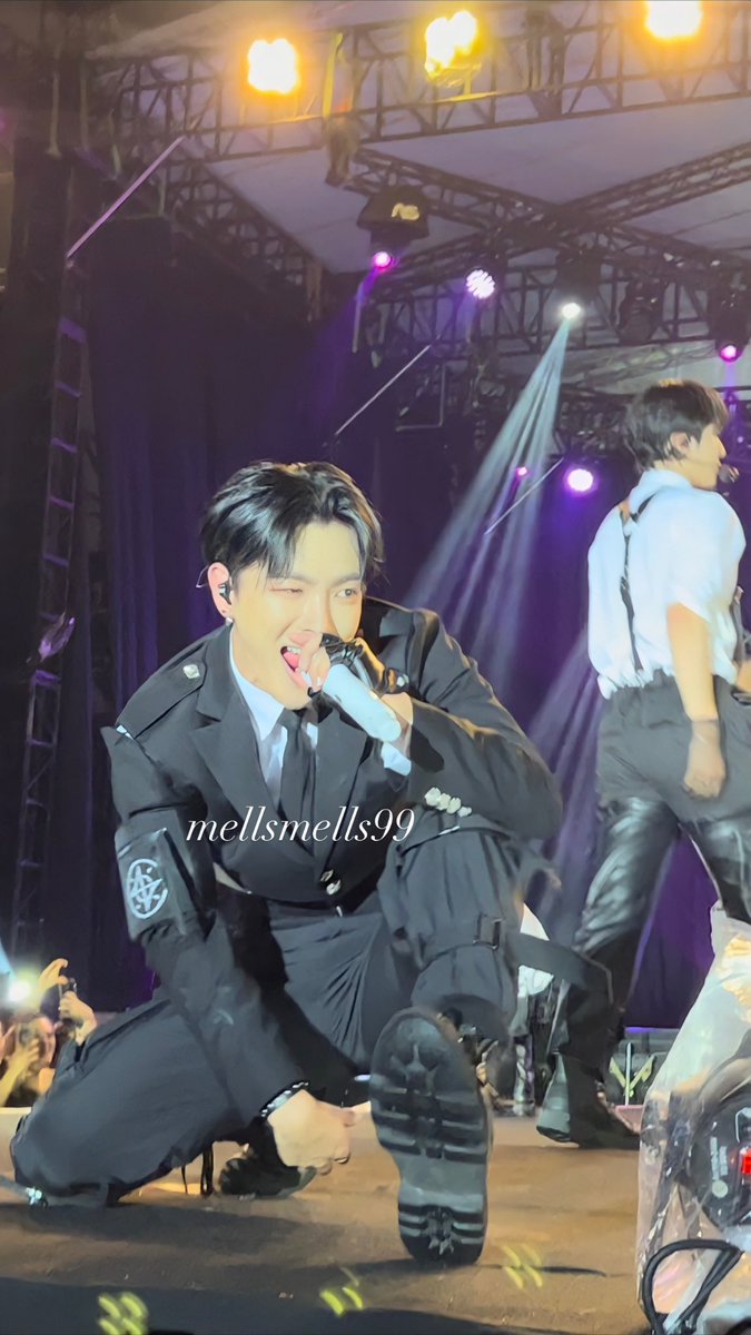 mellsmells99's tweet photo. PREVIEW PART 2
ATEEZ IS NOT REAL😭😭😭😭😭
-
#ATEEZinKPOPLAND #KPOPLAND_IN_JAKARTA #SAN #HONGJOONG #MINGGI @ATEEZofficial https://t.co/5d6o061sPz