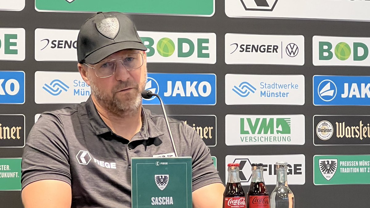 Preussen06's tweet photo. Hildmann: „Wir hatten gute Szenen schon in der erste Hälfte, waren aber hier und da zu ungenau. Nach der Pause haben wir uns dann direkt belohnt. Danach haben wir uns auf das Verteidigen konzentriert. Trotzdem war es ein total verdienter Sieg.“ #scp06 #SCPSVR https://t.co/9TBiybobGU