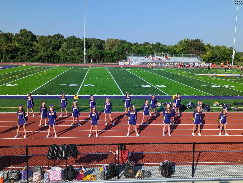 Wilbur_TrimpeMS's tweet photo. And we're off on our first home football game of the year.

Our new fall cheerleading squad is ready to go and so are our 8th graders! 

TMS taking on Triad at Civic Memorial. #GoEagles #ThisIsTMS https://t.co/fqVvk3mjIG