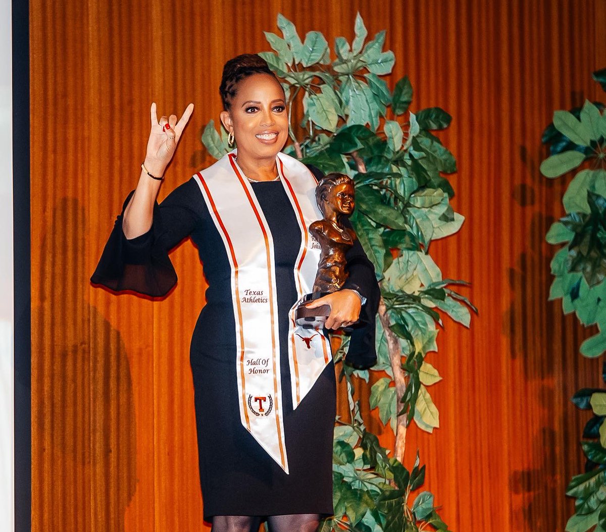 Texas T&F/XC tweet media