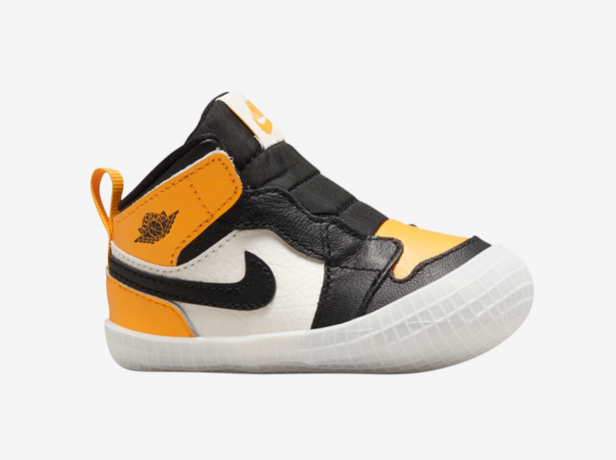 SOLELINKS's tweet photo. Ad: Infant Jordan 1 Crib Bootie ‘Taxi’ dropped today via Foot Locker => https://t.co/tz0RntjRB3 https://t.co/w61w6hBcZe