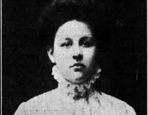 Aini Tuominen katosi Chicagossa syksyllä 1910. Hän oli lähtenyt ostamaan postimerkkejä pelkkä ohut takki päällään. Tältä matkalta hän ei ikinä palannut. Kaikki viittasi siihen, että hän oli joutunut "walkoisen orjakaupan", eli ihmiskaupan uhriksi. 1/x