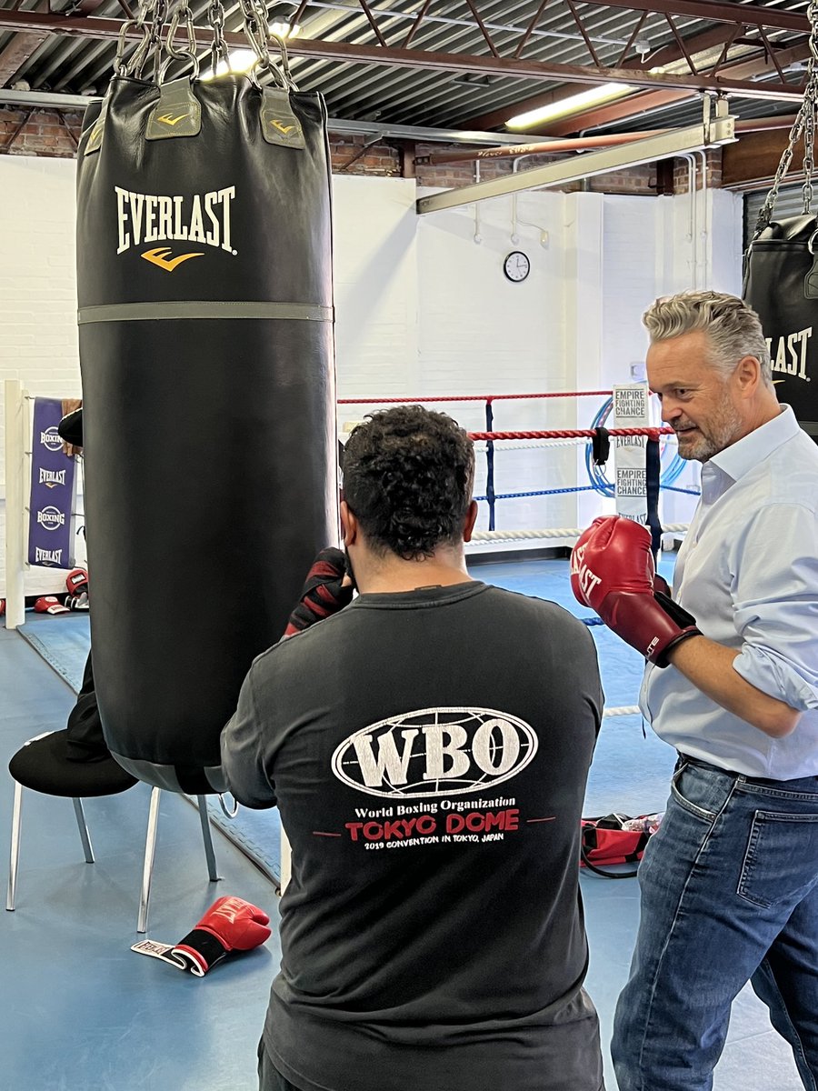 theoctoberclub's tweet photo. October Club Chairman @henryknapman visited our 2022 charity @EmpireFightingC in Bristol today to see the work they do supporting young people, often in very difficult circumstances, in realising their potential https://t.co/9wkDeBKQnU