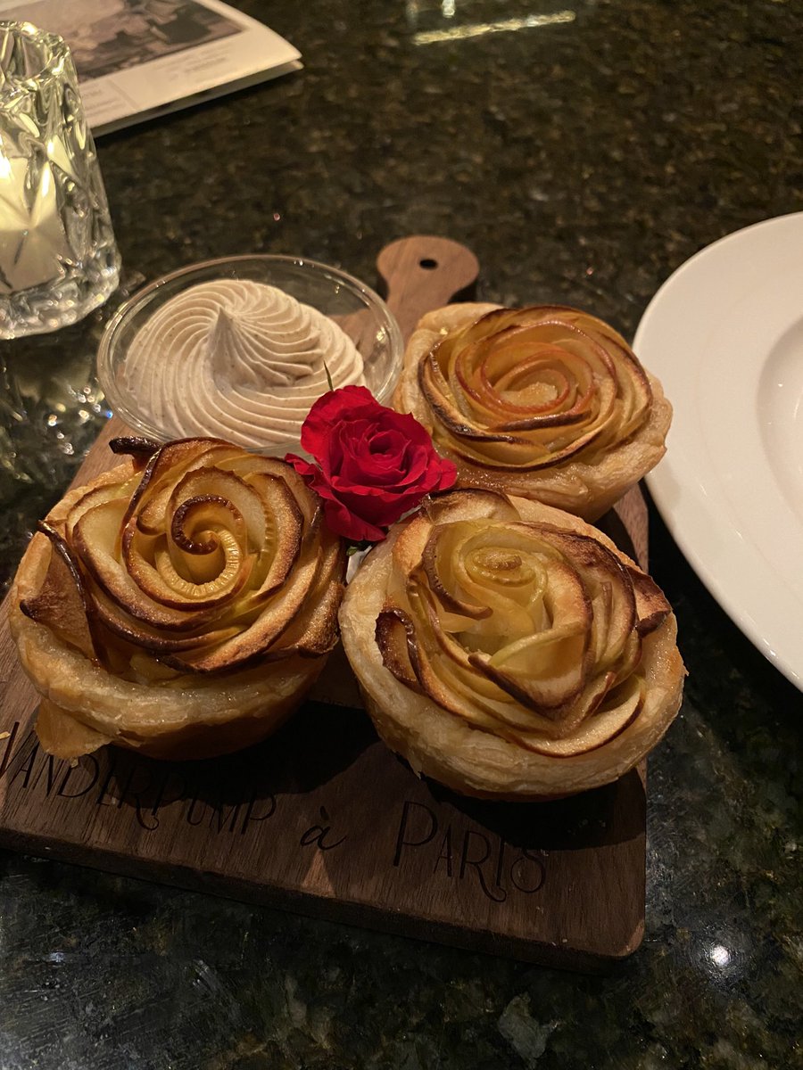 Smc40S's tweet photo. @LisaVanderpump all the way to Paris Las Vegas to find these little gems are not on the menu anymore. Who do I need to petition to get them back 🙏 https://t.co/WmzEY9lI5P