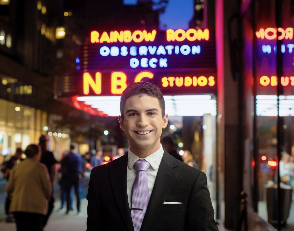 EdwardFrancoTV's tweet photo. 🚨 A longtime dream is coming true! I’m so happy to share that I’m joining @NBCNews and @NBCUniversal as an @NBCNightlyNews Fall Intern! 🚨🦚#NBCUniversal #NBCUIntern #intern #news #tvnews #tvproduction #journalism https://t.co/vCglLXG5cj