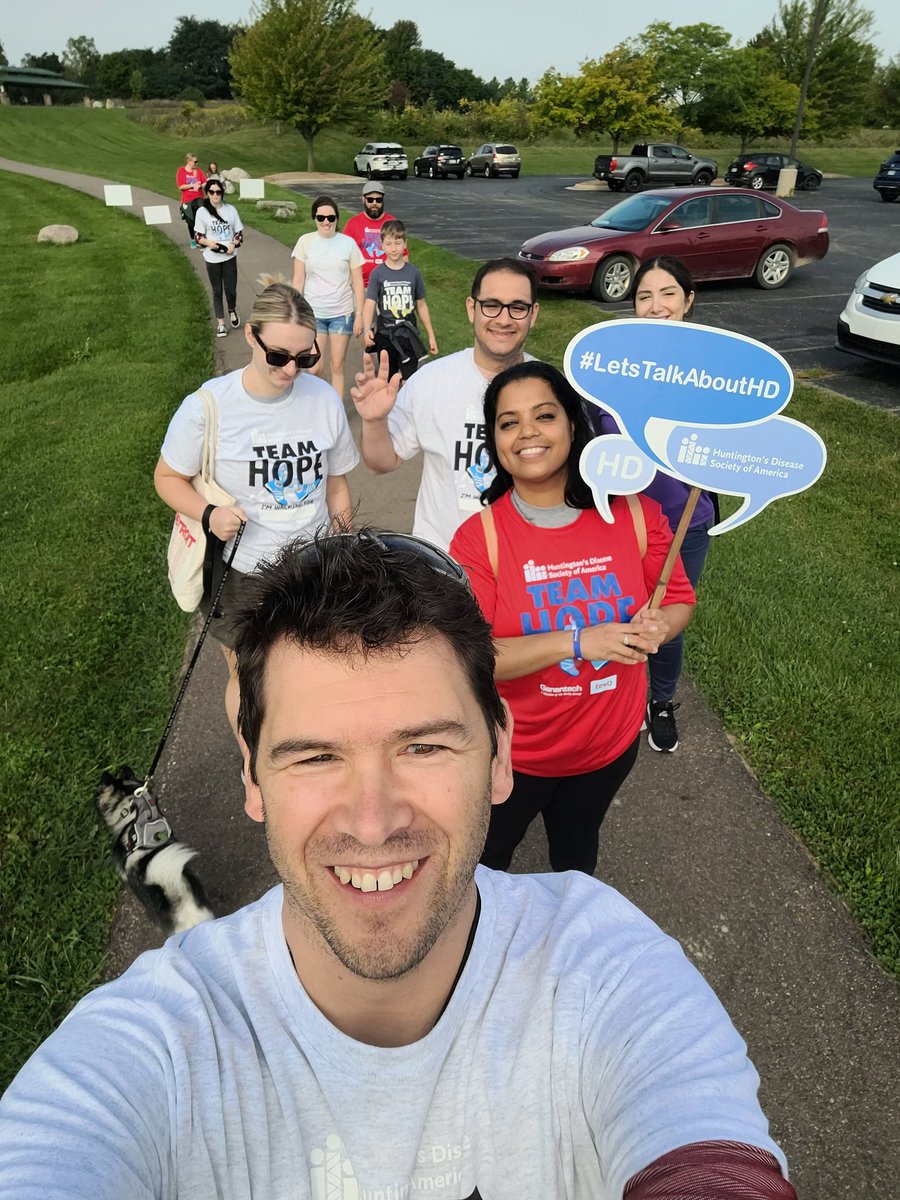 j_rossignol's tweet photo. Another day, another HD Hope Walk in Lansing #HDwalk #TeamHope #Huntingtonsdisease #cureHD #LetsTalkAboutHD @FNIlabCMU @HDYOFeed @HDSA @BSrinageshwar https://t.co/lFxMuOkAs4