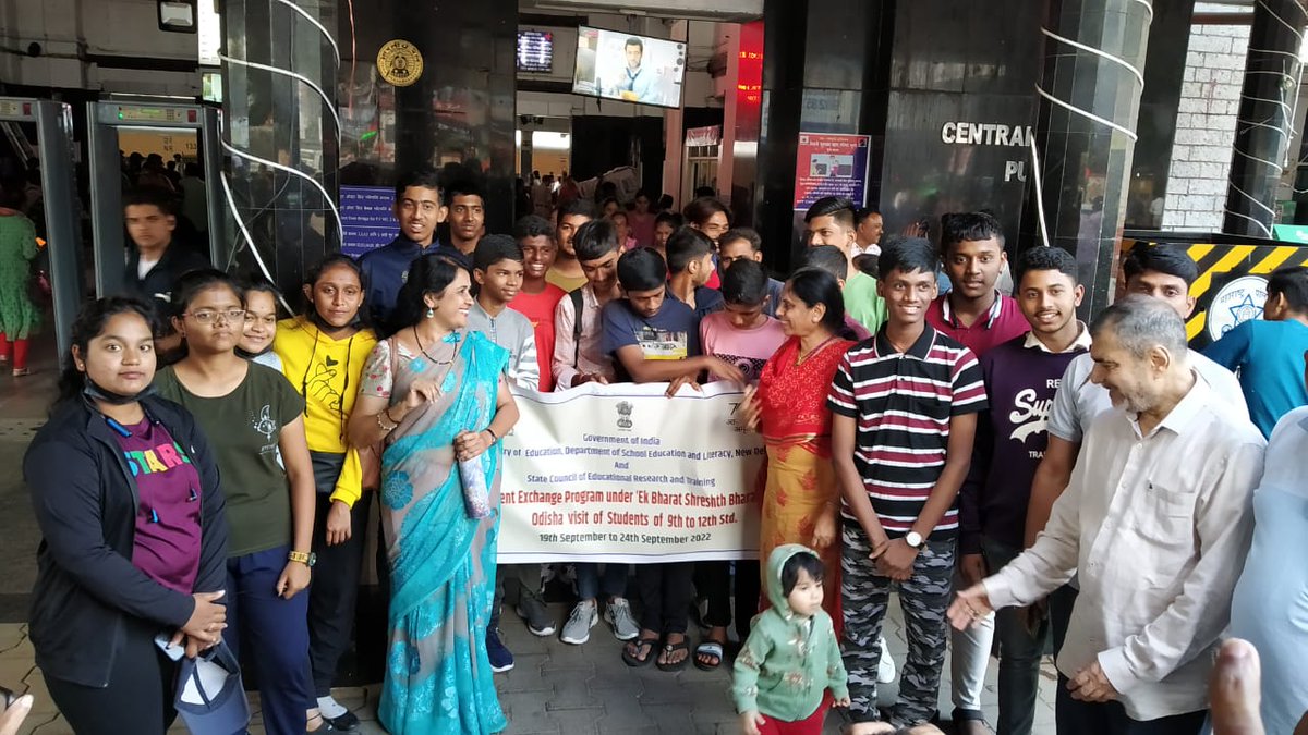 BSanghthan's tweet photo. @PIBMumbai #ekbharatshresthbharat #Maharashtra team to #Odisha #scertpune https://t.co/0NXGxjn23m