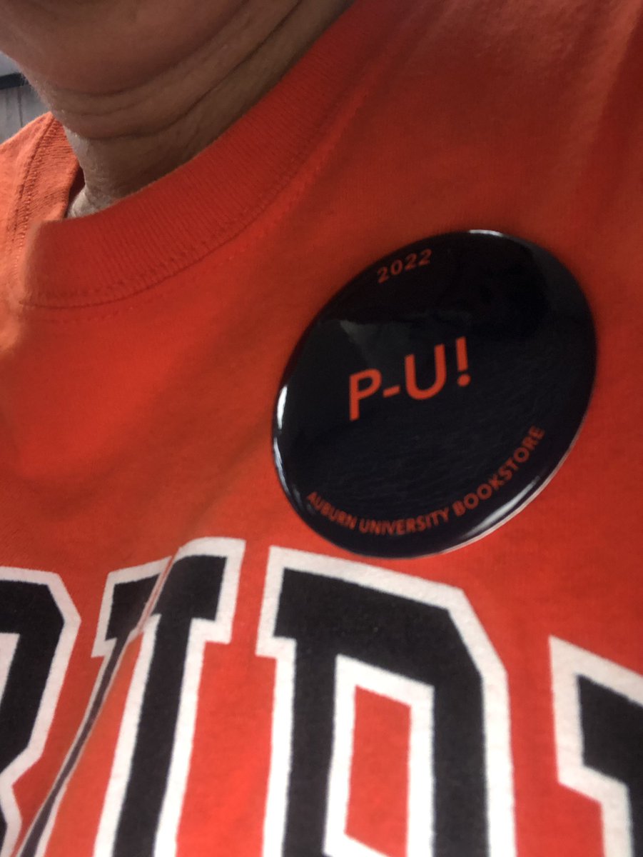 Mercerdeannsg's tweet photo. Enjoying #SECNATION in auburn. Beat Penn state! https://t.co/ZQmf1vLtCd