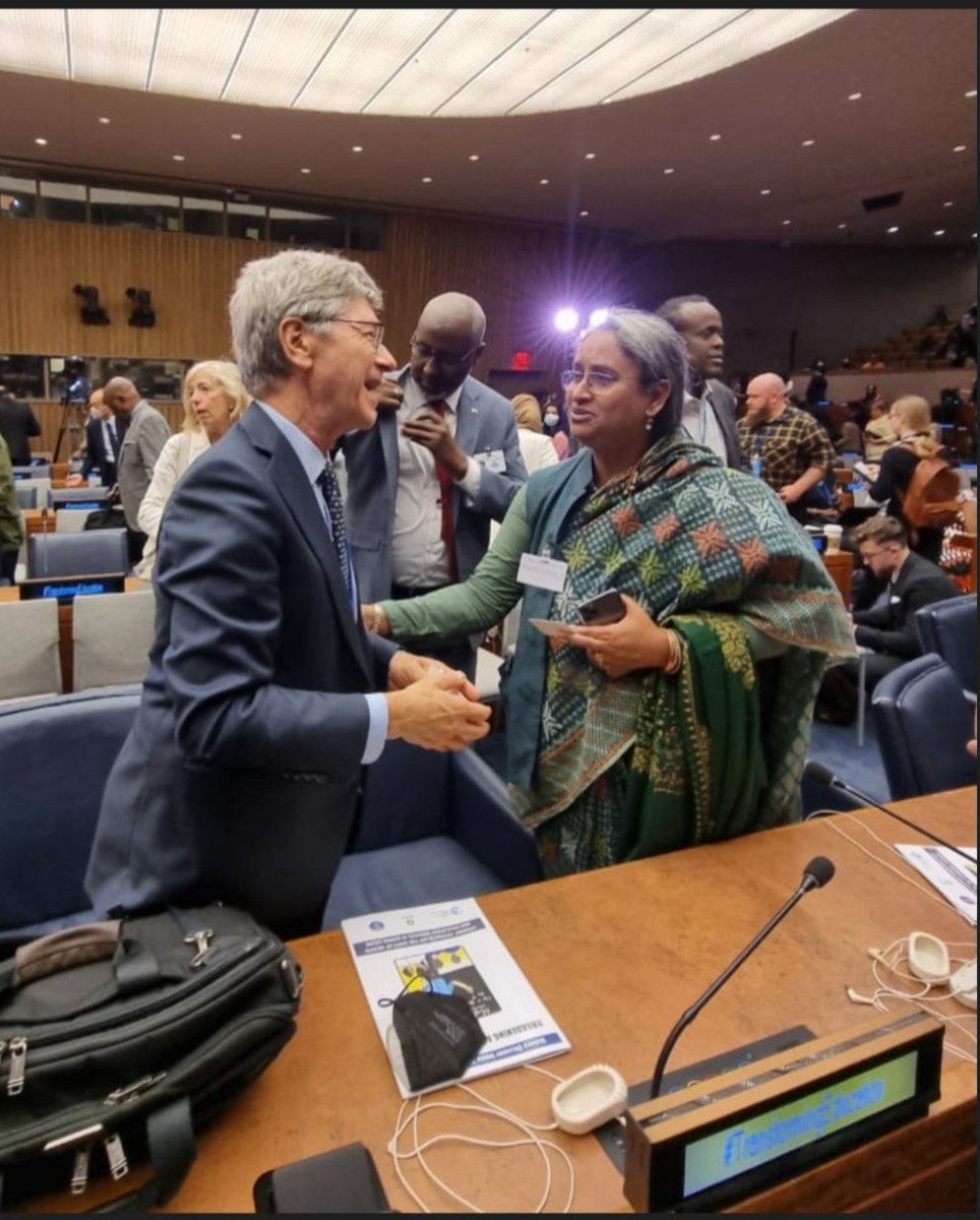 Dr. Dipu Moni (@dipumonidr) on Twitter photo At the #TransformingEducationSummit in New York. Delighted to meet Professor Jeffrey Sachs on the Solutions Day who said he is "an admirer of Sheikh Hasina". <a href="/albd1971/">Bangladesh Awami League</a> <a href="/bdnews24com/">bdnews24.com</a> At the #TransformingEducationSummit in New York. Delighted to meet Professor Jeffrey Sachs on the Solutions Day who said he is "an admirer of Sheikh Hasina". <a href="/albd1971/">Bangladesh Awami League</a> <a href="/bdnews24com/">bdnews24.com</a>