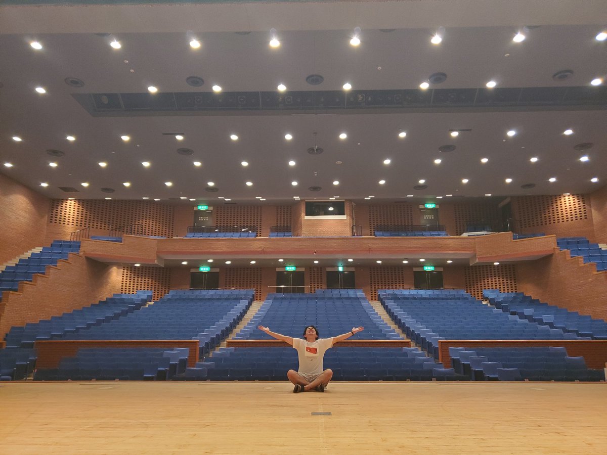 #シーボルト父子伝 
長崎公演も無事に終えることができました🚢

スタッフの皆様、
共演者の皆様、
応援して頂いた方々、
関わって頂いた長崎市の皆様
本当にありがとうございました！

凄い経験をさせて頂きました！！
またどこかの現場で。
それでは皆様、ちゅーーーす✌️