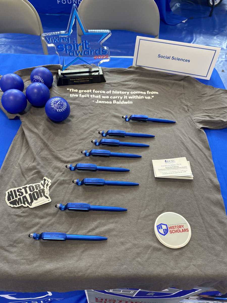 ecsuhistory's tweet photo. Team History at open house #chooseecsu #choosehistory https://t.co/y1ElOpqo7w