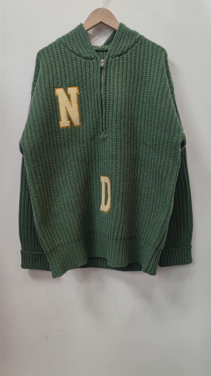 __frvnk_'s tweet photo. ND nation , I am proud to announce that my fashion brand, DON CROIRE, is designing a unique luxury look for school merch at ND. We are currently undergoing a long process with licensing , but in honor of the green jerseys I want to give you all a sneak peek.#IrishWearGreen https://t.co/kOHQ3VDted