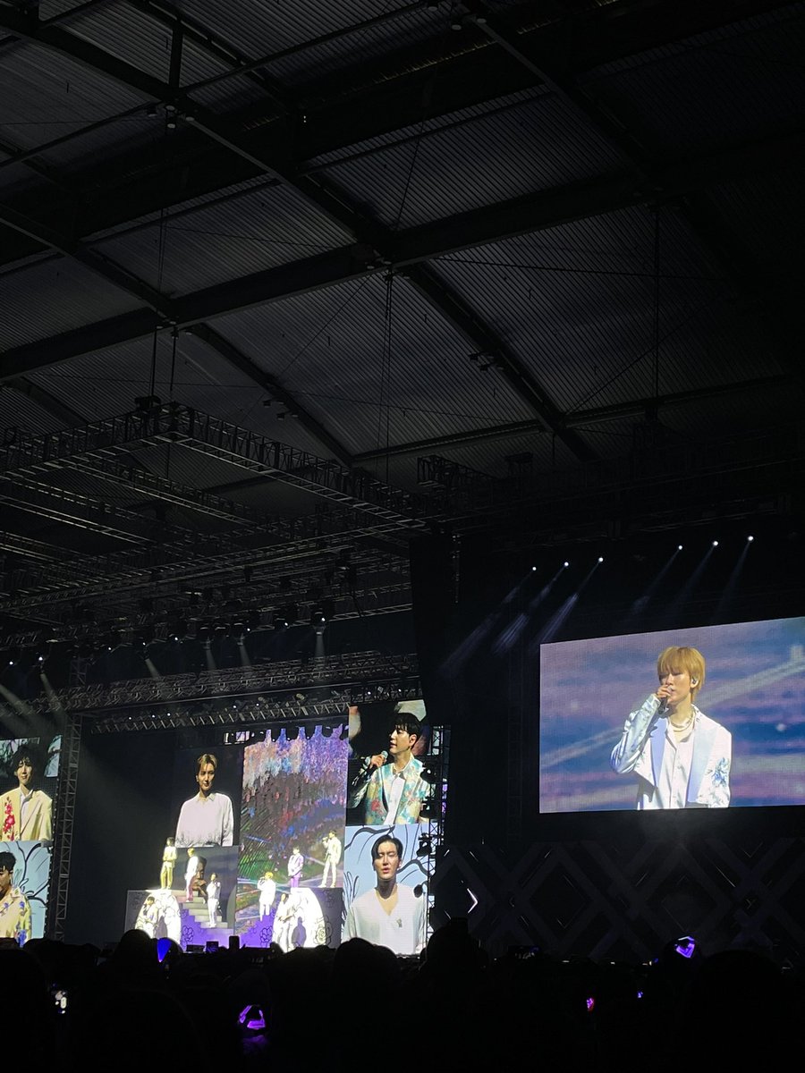 ELFquotes's tweet photo. thank you, i’m home💙 https://t.co/1oGyHky9W6