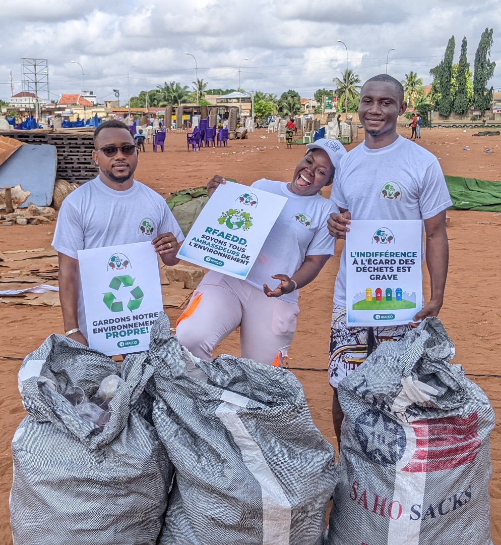 GuellyR's tweet photo. It was so fun ✌️💥💚💚💚🥰🥰
@LetsDoItWorld

#WorldCleanupDay #LetsDoItWorld #RFAEDD #Nettoyage #Agoe #Togo #TgTwittos https://t.co/Jq0BmJMooB