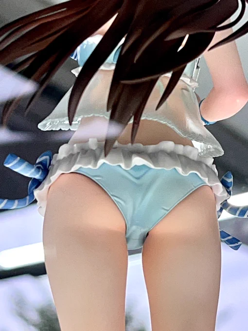 桜坂しずくちゃんお台場ビーチガールフィギュアを撮影してきましたよくできていて、ライトブルーの水着・ネイルが爽やかでとっても可愛いー #虹ヶ咲5thNT_day1 