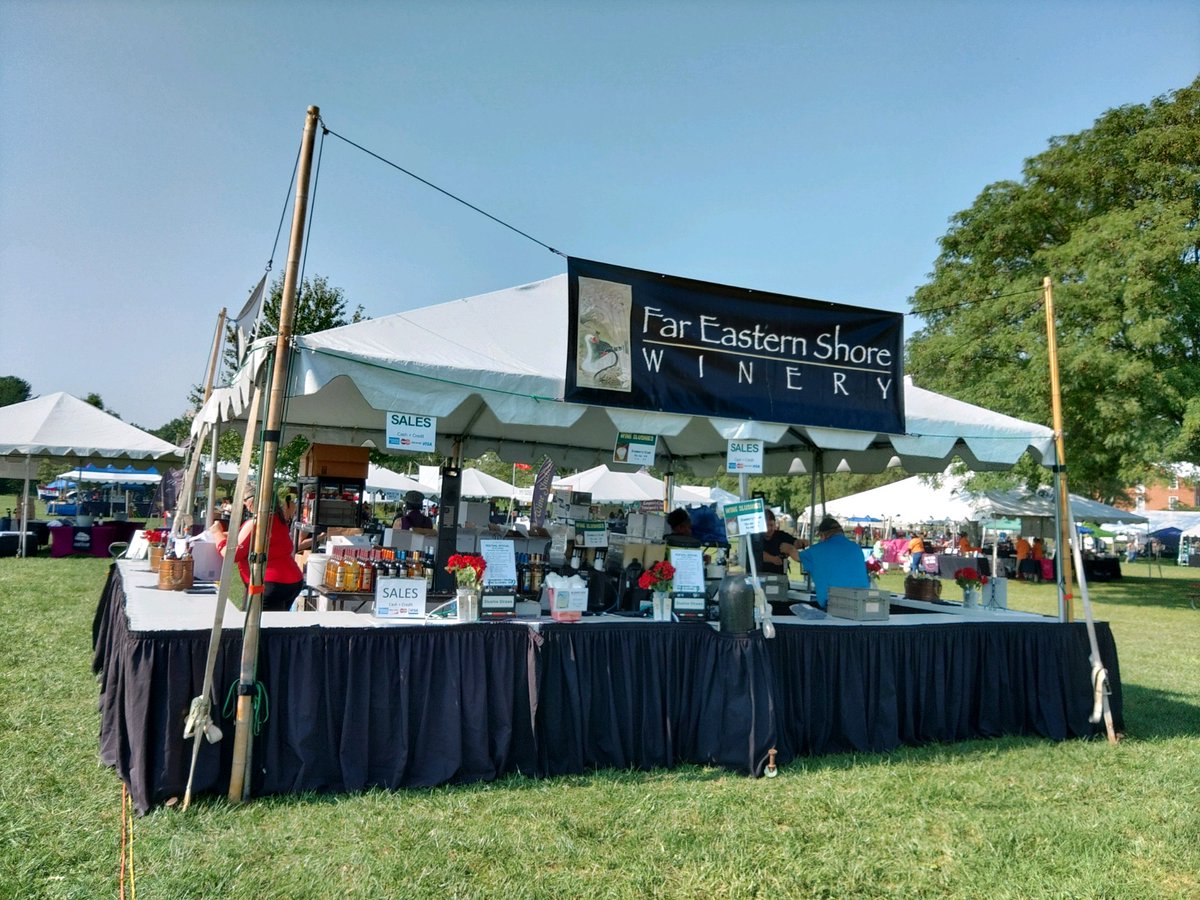 FESWinery's tweet photo. It's #MarylandWineFestival time!!! And what a great day for it. We are very excited to also be offering a new festival product: our Cranberry Crush wine slushy mixes. Come see us today and tomorrow. #MDWine #FESWinery #buylocal #drinklocal #winetasting #winefestivals https://t.co/0RVnBJXpQt