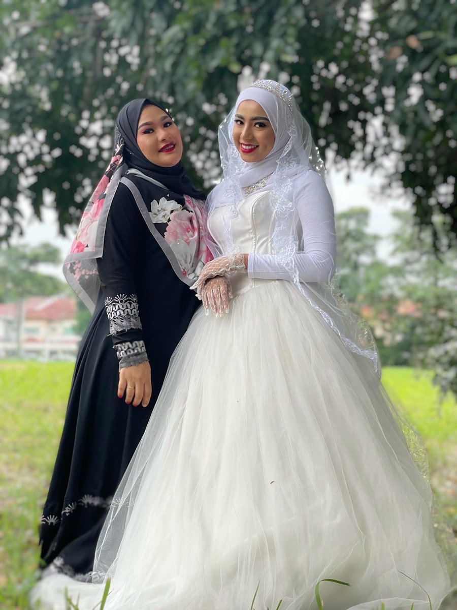 AbbyStudio90's tweet photo. 👰🏻‍♀️👰🏻‍♀️👰🏻‍♀️🫰🏾 https://t.co/HWelV0Wc9x