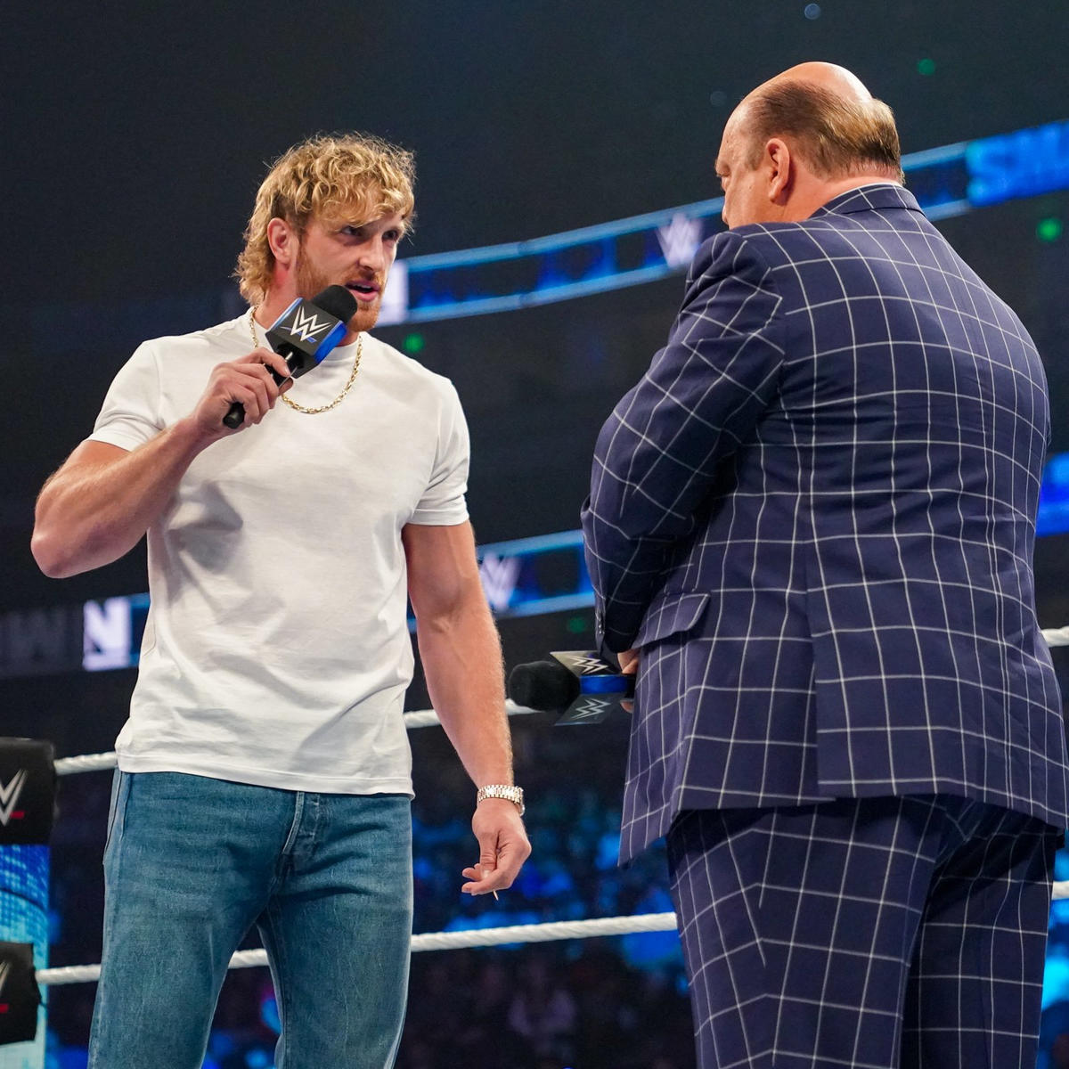 WWE's tweet photo. Who’s gonna be in Vegas today? 👀

See you at @DawgHouseVegas at @ResortsWorldLV for today’s Crown Jewel press conference. 12:30p PT. https://t.co/nelyby5ucC