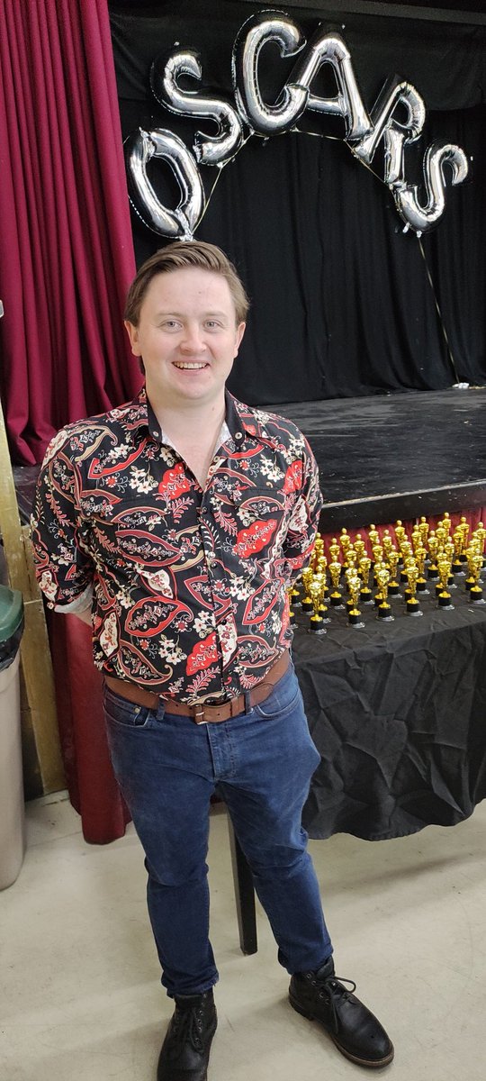 AnthonyAllen25's tweet photo. @Matthewagordon all set to hand out awards at Wild Things Performing Arts CIC. https://t.co/e3KoNwtqFv