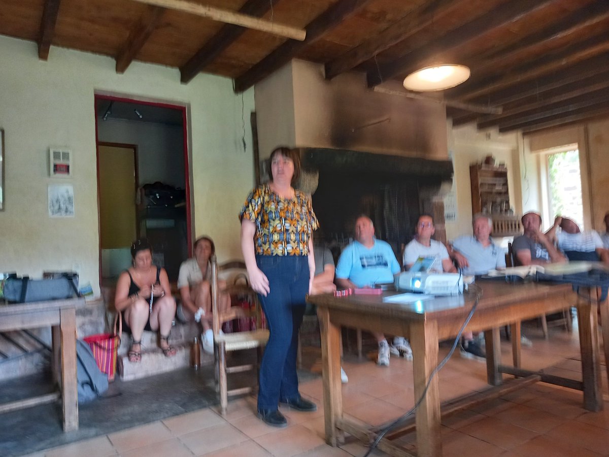 BereniceDondeyn's tweet photo. Un très bon moment pour le @MESOccitanie avec la Fédé des Cuma de l'#Aveyron @CumaOccitanie et @CUMAFrance @LsuchetL Pôle engagement, influence. 30 producteurs présents pour échanger sur leurs finalités sociales #utilitesociale #impactsocial. Un réel vivifiant! Merci https://t.co/S0EL1yijYq