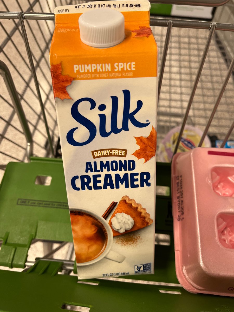 mrs_ashwilson's tweet photo. A great day already. 6 miles in on a cool morning and then I finally found the BEST pumpkin creamer locally! Now to watch the Dawgs eat some chicken and then @Coach_Wilson_RB is gonna cook for me! What a day! ❤️ #ilovetheweekend https://t.co/25PfE3lgX2