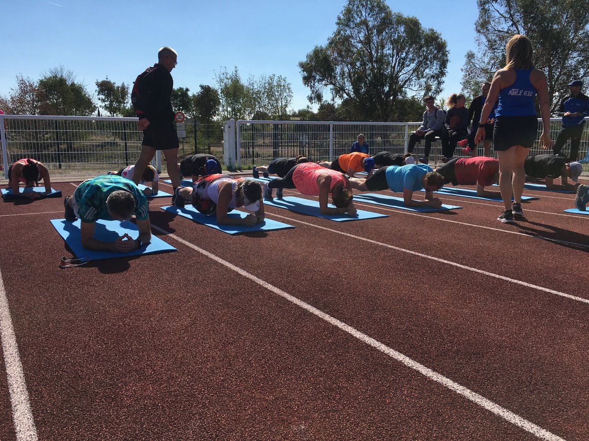 [Le #running en fête à <a href="/Toulouse/">Toulouse - Mairie et Métropole</a> 🏃🏻‍♀️] Dernière étape du <a href="/diagnorunning/">DIAGNORUNNING ®️</a> avec le <a href="/FFAthletisme/">FFAthlétisme</a> et le club #Athlé632 +80 participants de niveaux # ont apprécié l’expertise 🔝 🏃‍♂️👊🤩😊#prévention #forme #performance @PresidentFFA <a href="/dcarlach/">Dominique Carlac'h</a> <a href="/Phil958/">Philippe Pellois</a> <a href="/jlmoudenc/">Jean-Luc Moudenc</a> <a href="/juliepharamond/">Julie PHARAMOND</a>