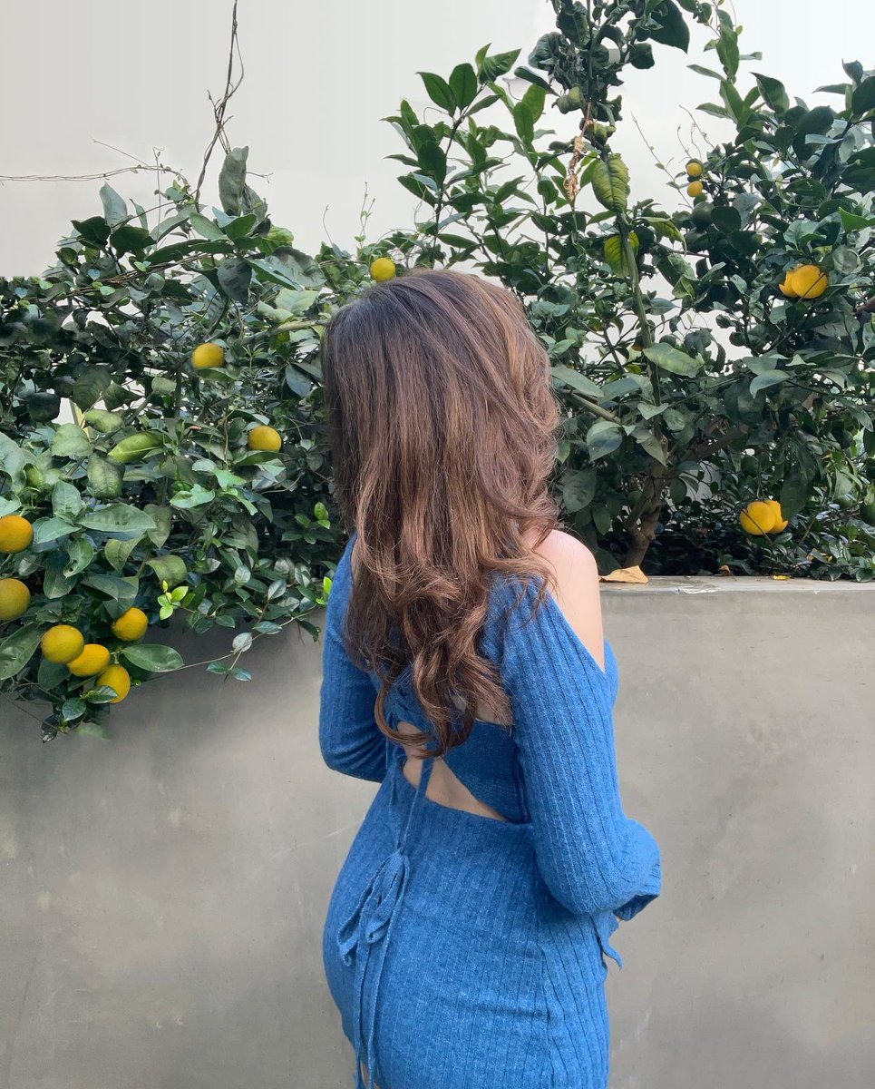 PokiFan110920's tweet photo. #Pokimane #Poki #PokimaneQueen #ImaneAnys #Feet #PokiQueen #PokiAss #Thicc #Queen #Sexy #PokimaneThicc #Ass #Boobs https://t.co/GVcDGhieDK