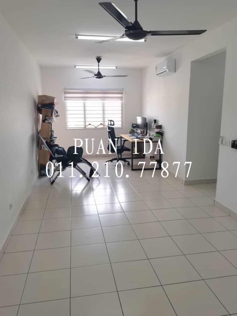 IdaHartanah's tweet photo. KARISMA WITH AIRCOND&amp;HEATER
RM800!!
OCTOBER INTAKE
3 rooms 2 bathrooms
800sqft

Puan Ida 
https://t.co/BeM3JFgRxN https://t.co/3JKcxTVe7I